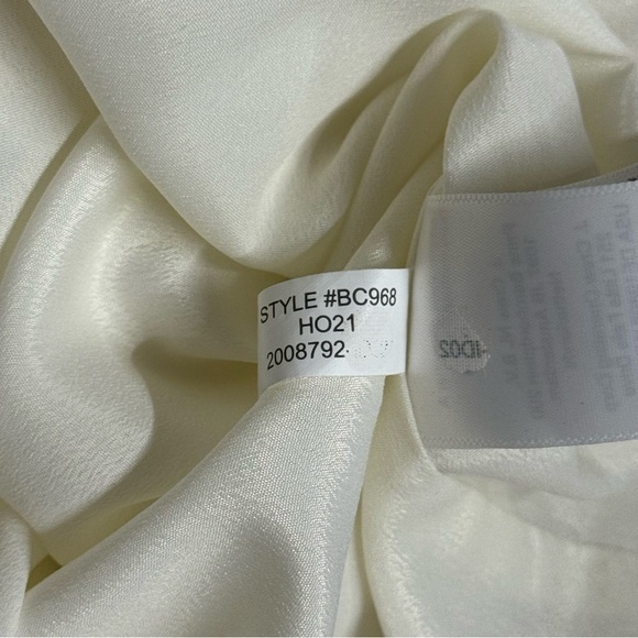 J. Crew Clip Dot V-neck Ruffle Top Blouse Ivory White Large - Picture 6 of 6